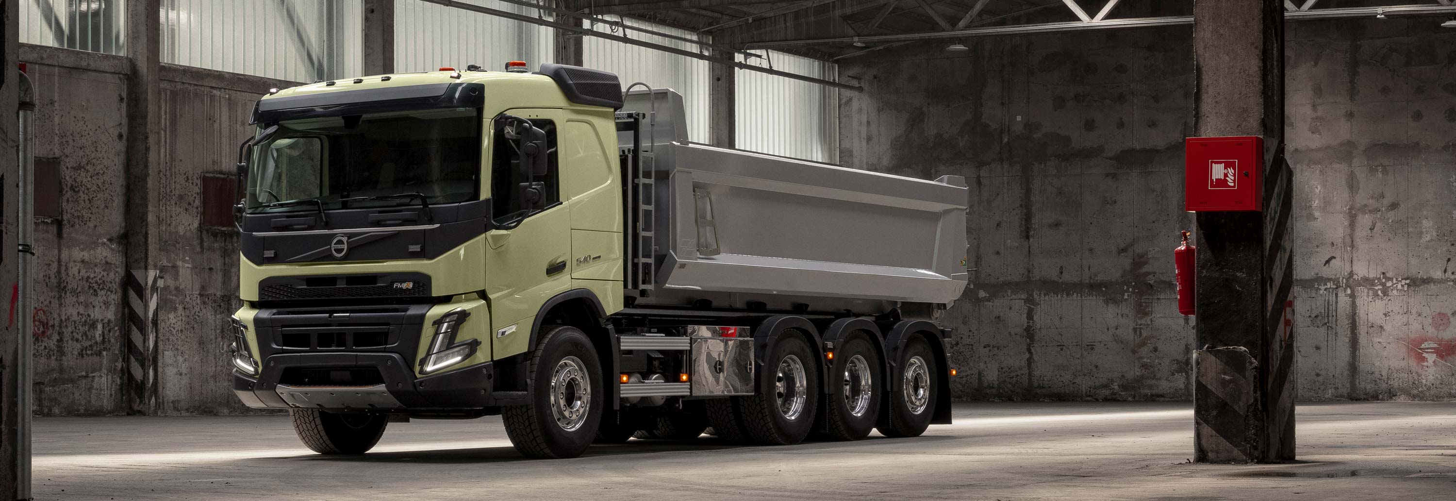 VOLVO FMX 2022 the new generation off-road truck with 540 hp